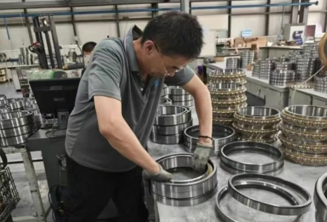 NXZ Bearing medium and large workshops fully guarantee product quality and efficiency